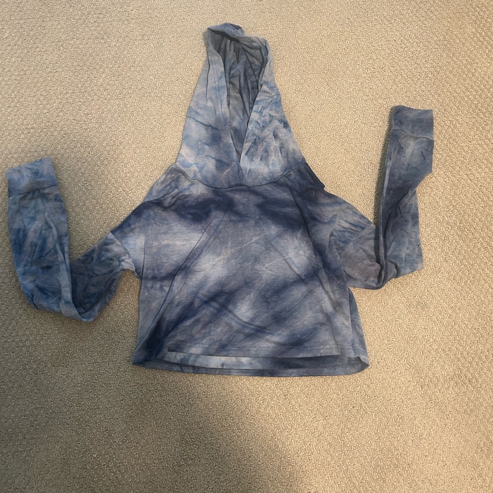 Blue tie dye cropped hoodie - Picture 1 of 3